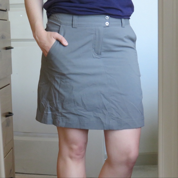 SOLD Columbia Hardware Skort - EUC - Picture 4 of 6